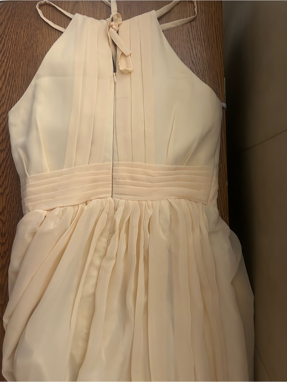 Elegant Yellow/Cream Maxi Dress - Picture 3 of 3